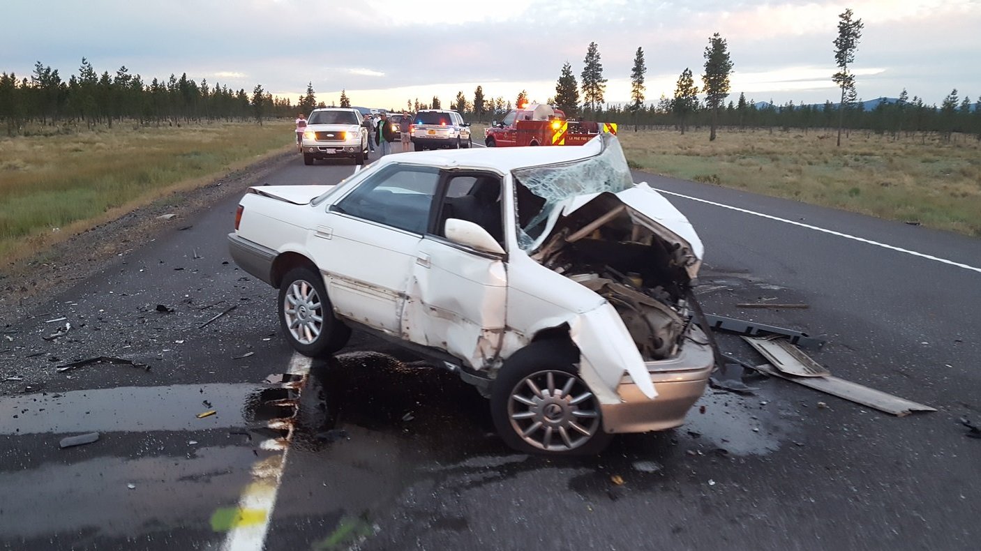 2 killed, 3 injured in headon crash south of La Pine